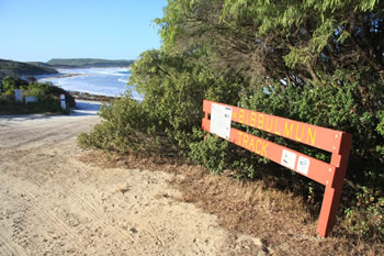 Bibbulmun Track at Parry Beach (sign)